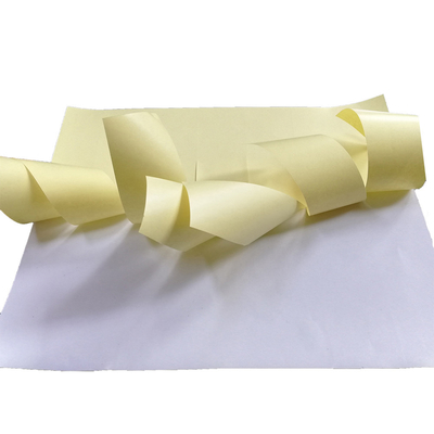 O molde de papel da folha da etiqueta revestiu Art Paper com o papel de embalagem amarelo HM0111 do silicone da cor